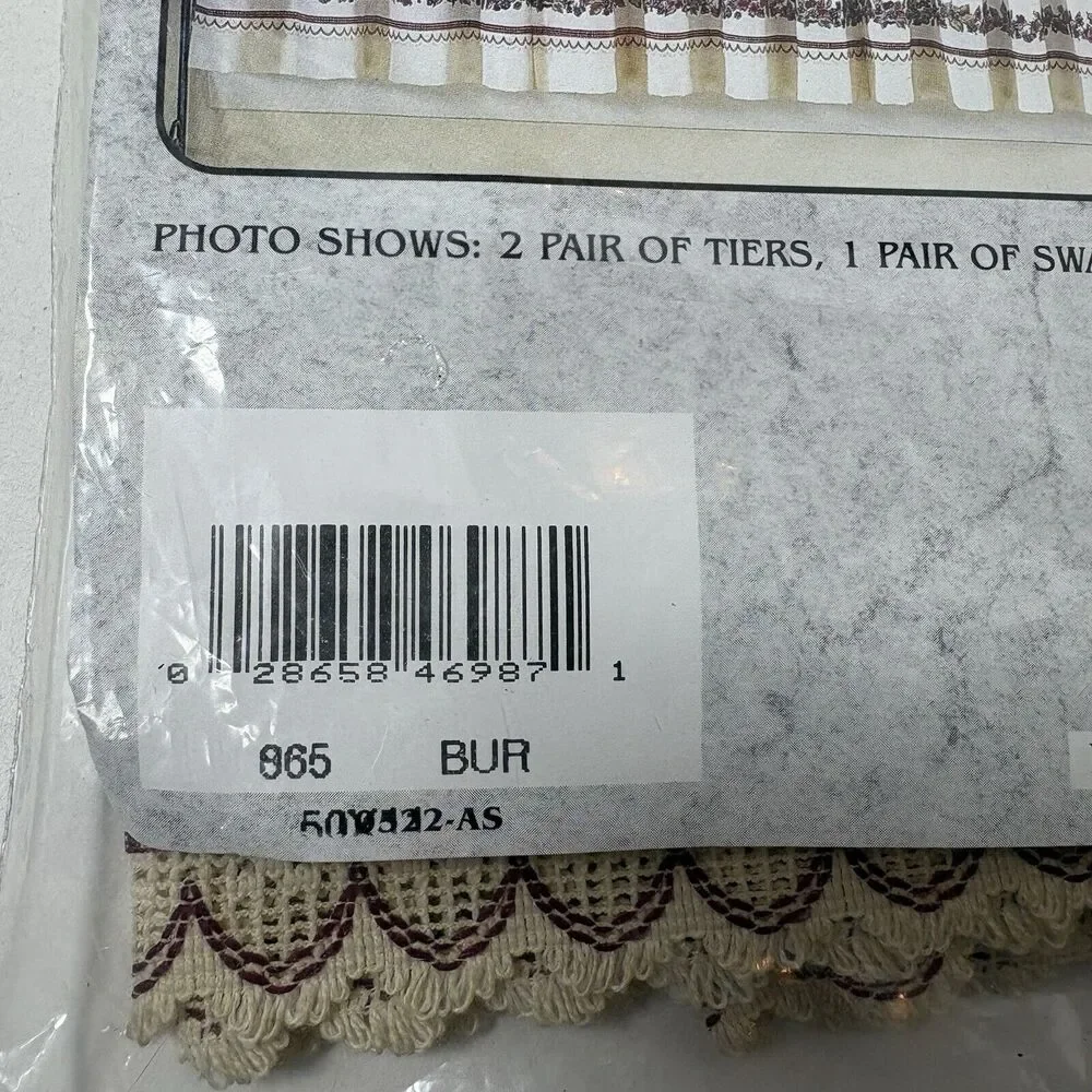 Arley‎ Valance Very Berry Burgundy 865 50
